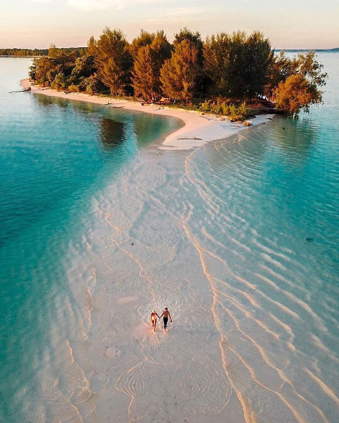 Pulau Dodola,Morotai - Maluku Utara